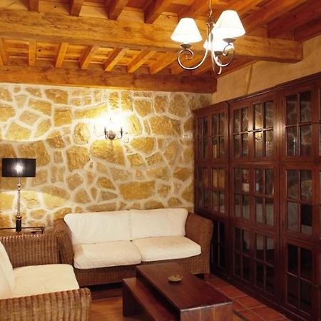 فندق La Casona De Dona Petra Villarmentero de Campos المظهر الخارجي الصورة