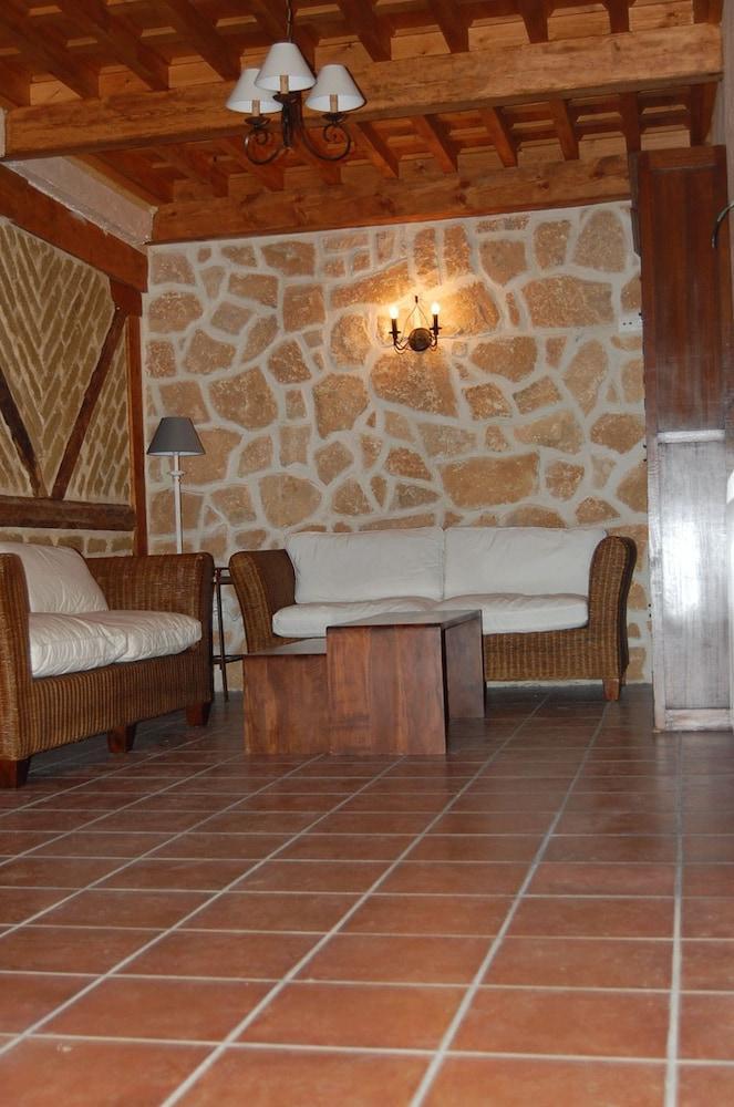 فندق La Casona De Dona Petra Villarmentero de Campos المظهر الخارجي الصورة